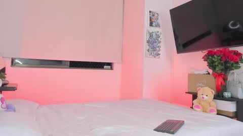 CHLOE online show from May 30, 3:53 am