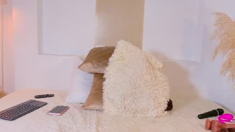 Chloe  Independent Model online show from August 2, 7:48 am