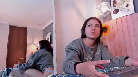 Chloe online show from August 13, 3:26 pm