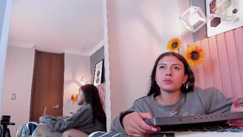 Chloe online show from August 13, 5:38 pm