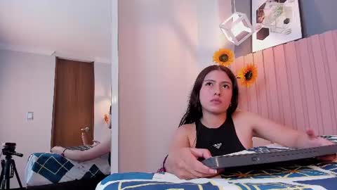 Chloe online show from August 14, 3:37 pm