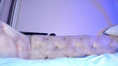 chloe_blowjob online show from August 11, 1:40 am