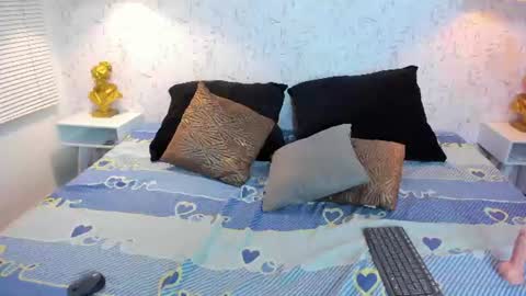 chloe_brm online show from August 13, 5:05 pm