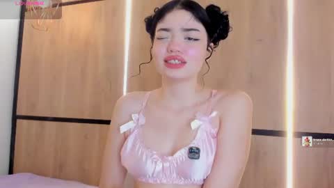chloe online show from August 10, 11:44 am