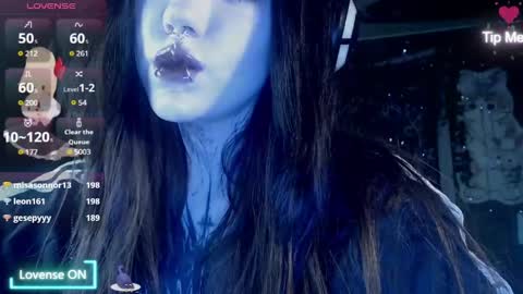 chloe_crystall_killer online show from May 11, 8:05 am