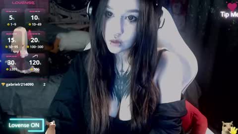 chloe_crystall_killer online show from May 18, 5:35 pm