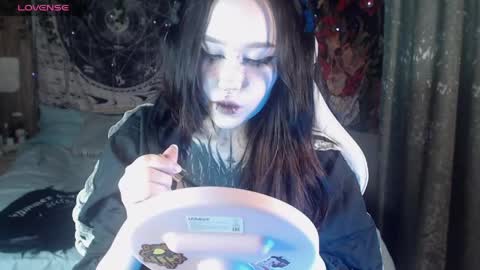 chloe_crystall_killer online show from May 21, 10:50 am