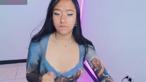chloe_desire11 online show from July 27, 11:27 am