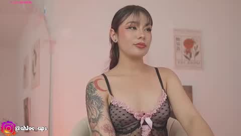 Chloe  online show from July 18, 8:15 am