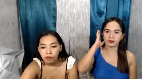 chloe and harlot online show from August 9, 10:05 am