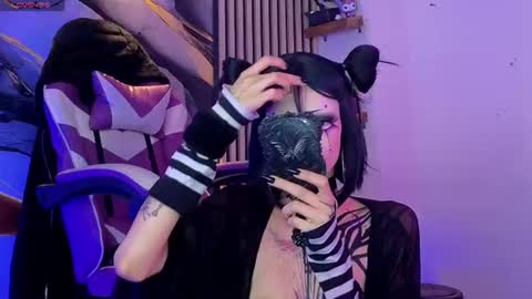 chloe_jacksonn online show from July 31, 4:08 am