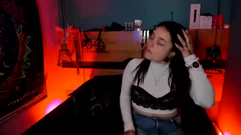 Chloe  Killua online show from August 7, 10:04 am