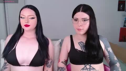 Chloe Levine online show from June 29, 10:00 pm