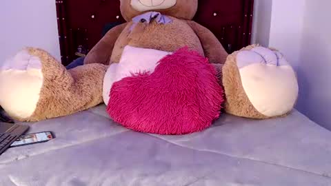 chloe_maddison2 online show from August 13, 12:57 am