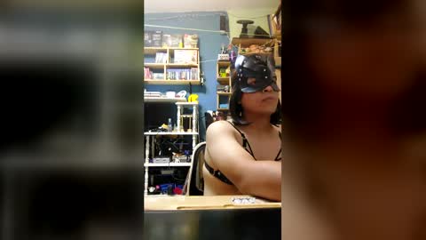 chloe_neko15 online show from August 6, 4:00 am