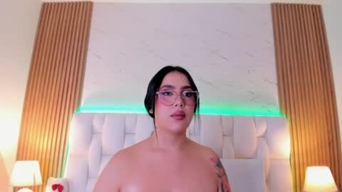 cloe online show from August 10, 9:33 am