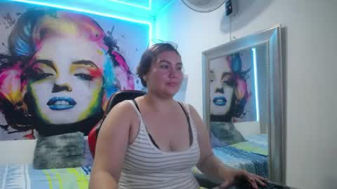Chloe online show from August 14, 6:06 am