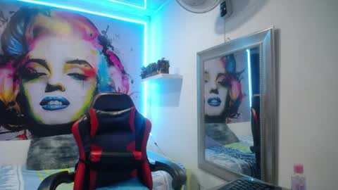 Chloe online show from August 14, 7:12 am