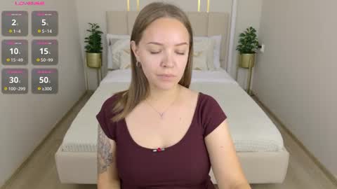 Chloe Sapphire online show from August 8, 9:09 am