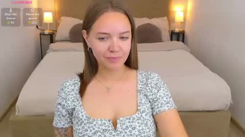 Chloe Sapphire online show from August 9, 10:27 am