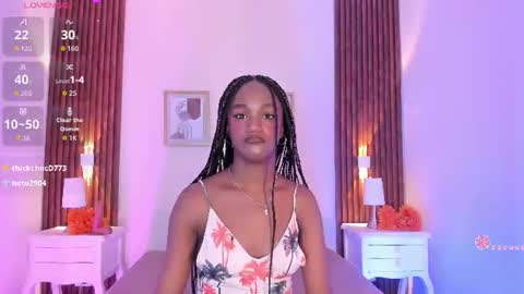 CHLOE online show from August 28, 2:15 pm