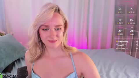 Chloe Deccker online show from August 1, 5:35 am