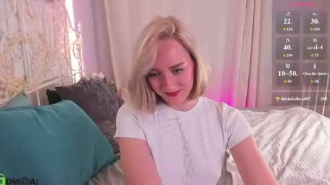 Chloe Deccker online show from August 10, 2:13 am