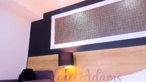 Chloe  online show from August 7, 12:43 am