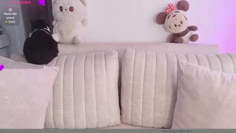 Chloe online show from July 29, 8:05 pm