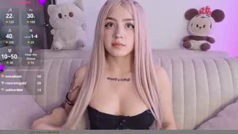 Chloe online show from July 29, 10:17 pm