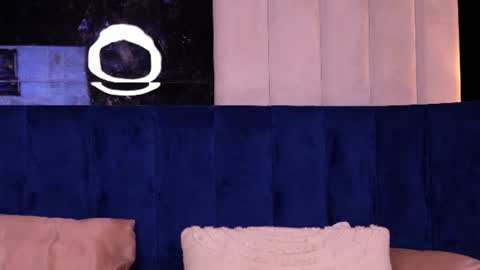 Chloe online show from August 7, 11:38 pm