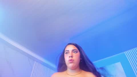 Chloe Ferrer online show from August 6, 11:26 pm