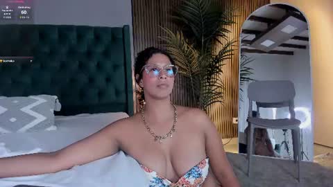 Chloe fixxx online show from July 29, 10:17 pm