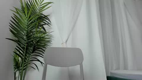 Chloe fixxx online show from August 4, 1:13 am