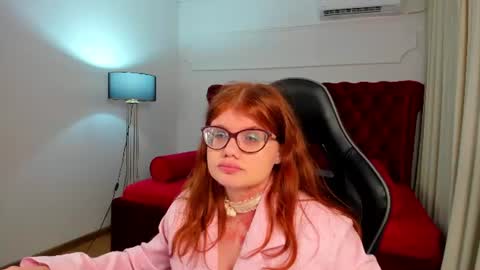 ChloeHalses online show from August 7, 9:37 pm