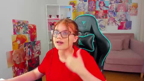 ChloeHalses online show from August 8, 6:52 pm