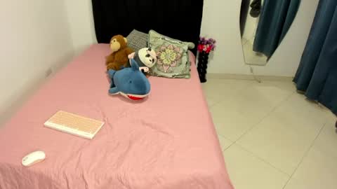 Laura  independent model online show from July 20, 1:08 am