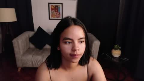  chloe  online show from August 4, 2:30 am