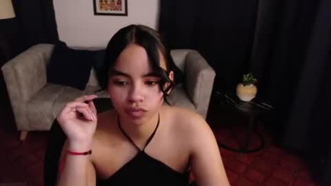  chloe  online show from August 5, 8:18 pm