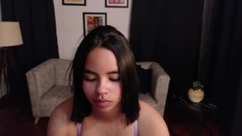  chloe  online show from August 7, 12:10 am
