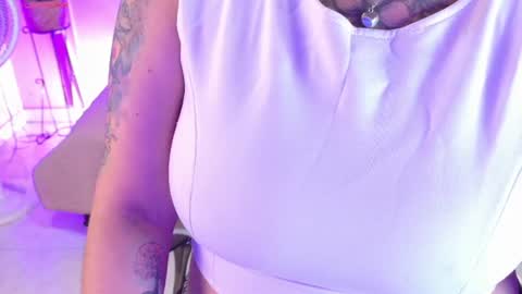LOVE online show from August 2, 3:08 pm