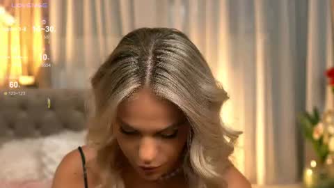Chloe online show from August 10, 2:35 am