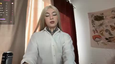 Chloe INDEPENDENT MODEL online show from September 1, 7:20 am