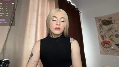 Chloe INDEPENDENT MODEL online show from September 5, 10:42 am