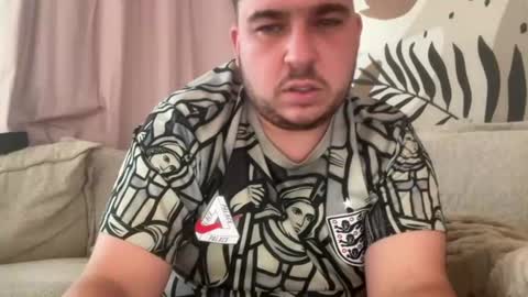 ChloeLiamLive online show from August 6, 6:29 pm