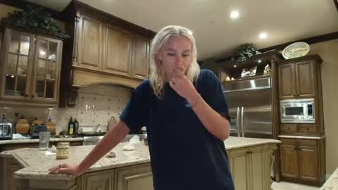 Chloe Babe online show from July 19, 5:31 am