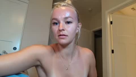 Chloe Babe online show from July 20, 9:12 am