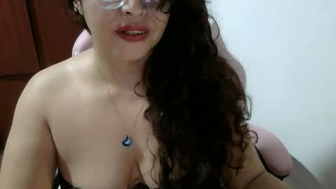 chochohot45 online show from April 30, 3:15 pm