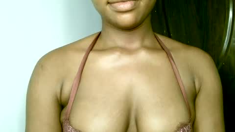 choco_bitch72 online show from August 14, 11:19 pm