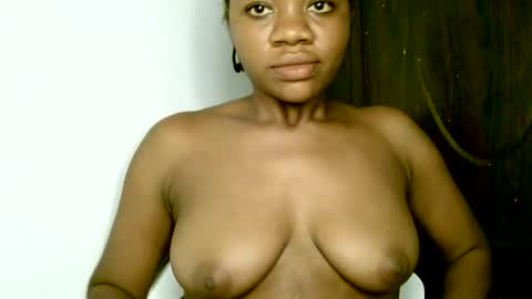 choco_bitch72 online show from August 15, 9:02 am
